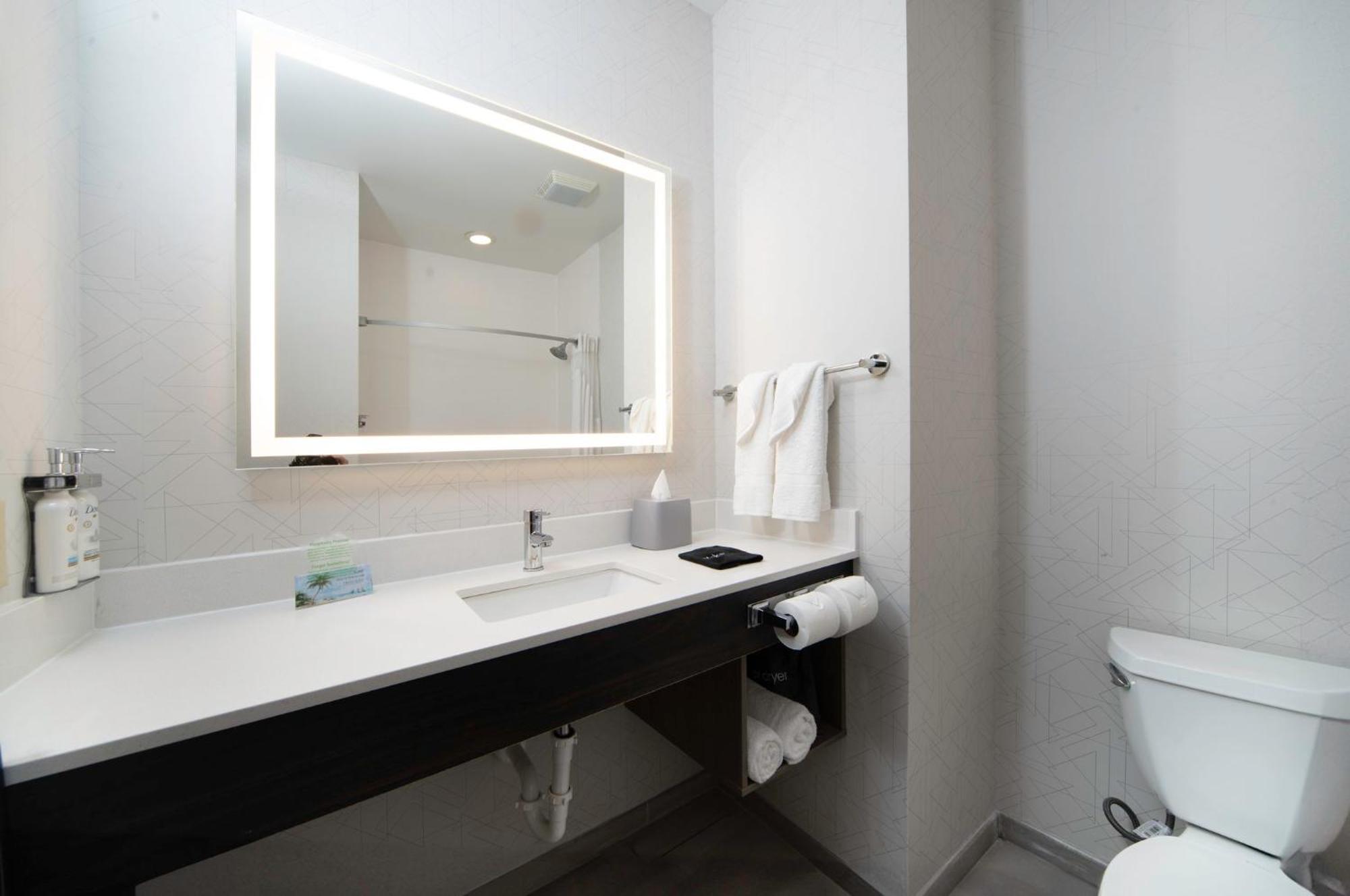 Holiday Inn Express Hotel & Suites St. Charles By Ihg Saint Charles Exterior foto